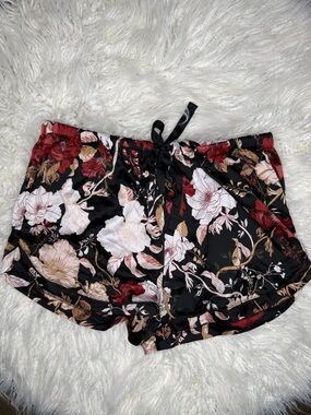 Star Above Satin Sleep Shorts Black with Red & Cream Flowers